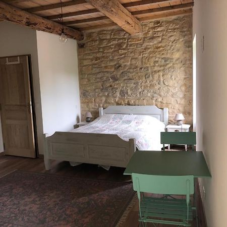 Chambre Du Tilleul - Charme, Confort Et Piscine Sigonce Exterior foto